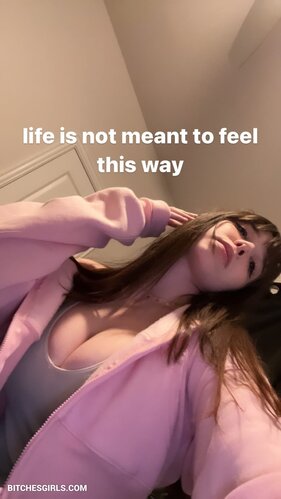 Emiliansfw Youtube Naked Influencer - Emiliansfw. Onlyfans Leaked Nude Photo