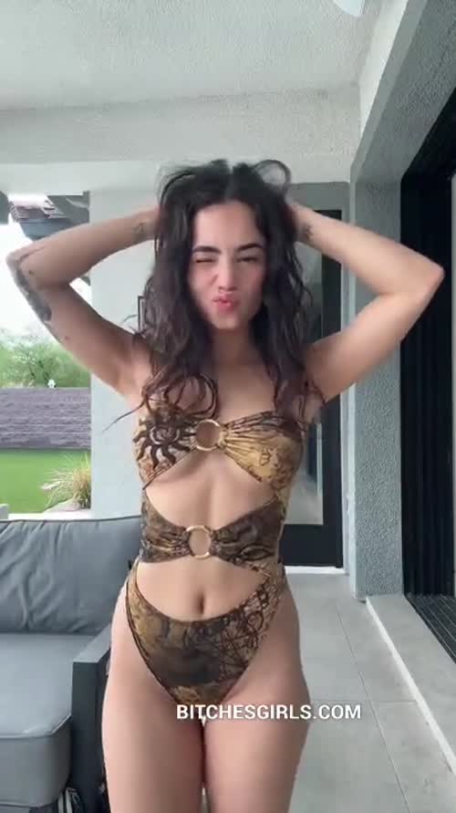 Jellyjamelizz Petite Naked Girl - Jameliz Benitez Smith Reddit Leaked Naked Video