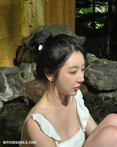 Womenk-Pop Nude Asian - La Lisa Monaban Nude Videos Asian